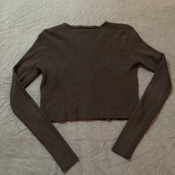 Cropped Ribbed Button Up Cardigan Large - Picture 3 of 3